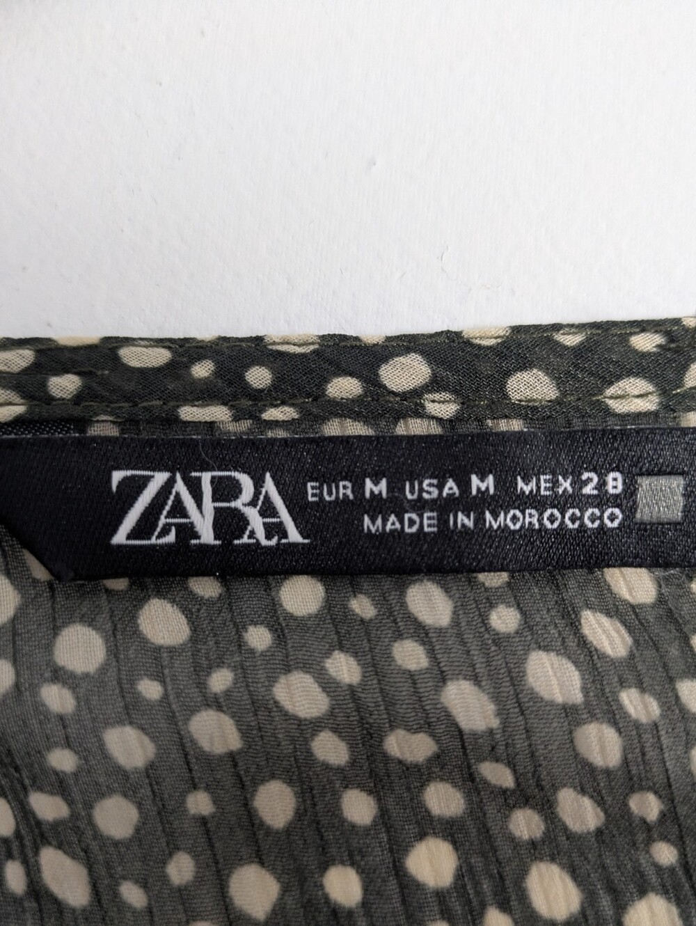 Zara Chiffon Sheer Long Sleeve Mini Dress Size M Khaki V- Neck Fit & Flare EUC - Picture 7 of 11